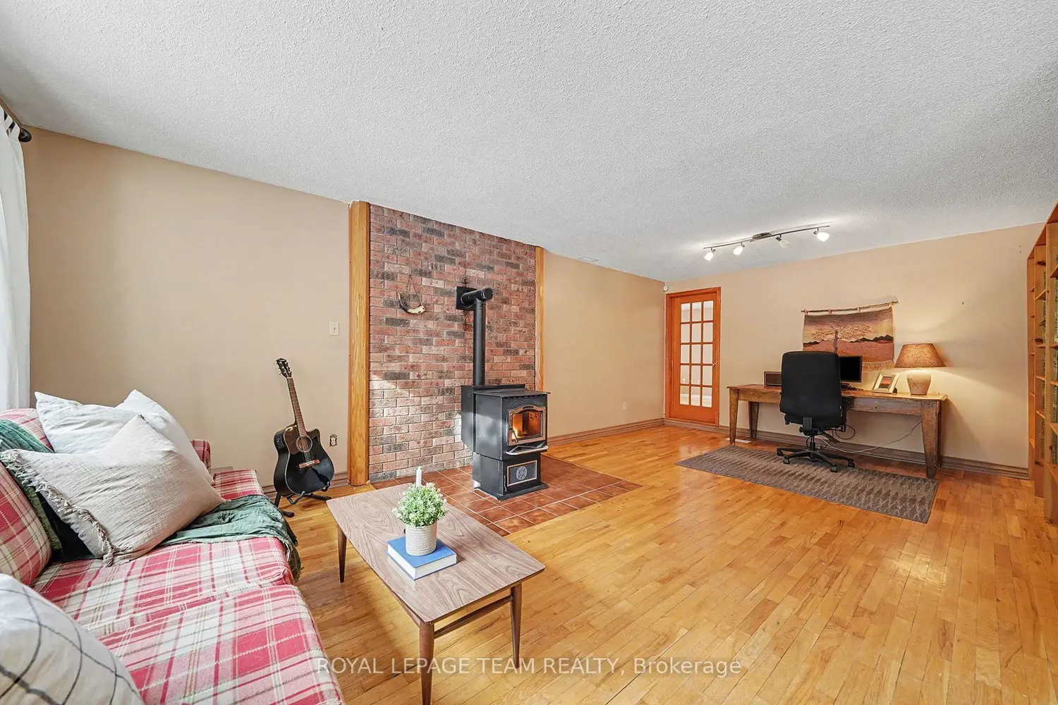 2249 Mcgovern Road photo 4