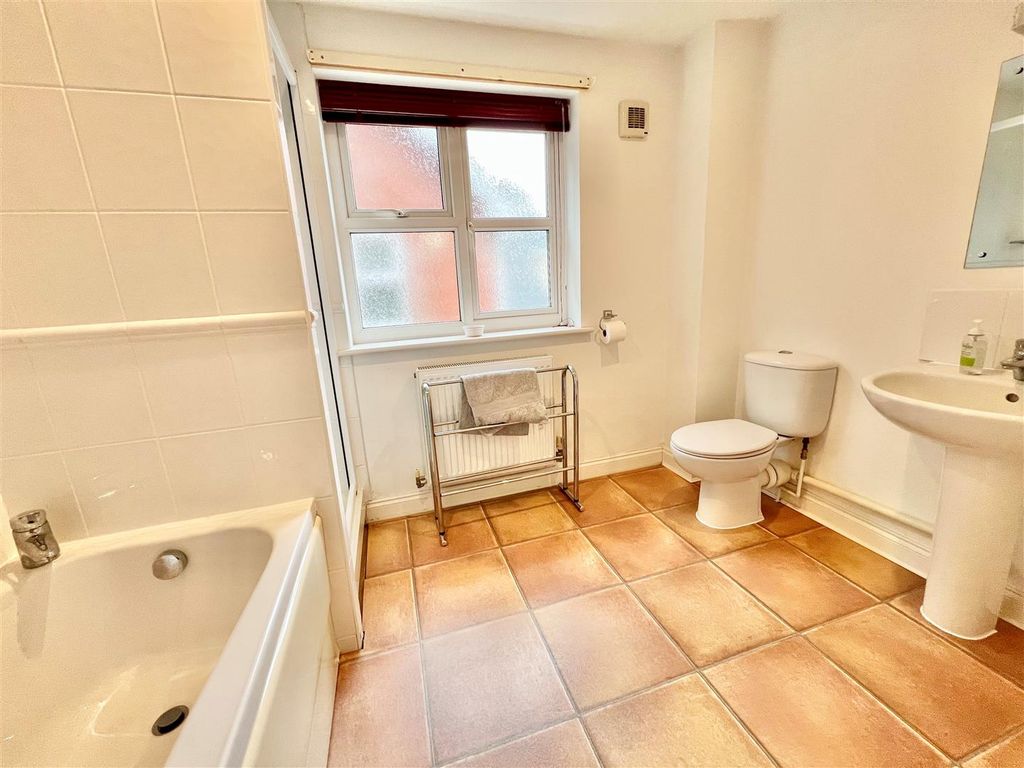 Additional image 24 of 5 bed detached house for saleFreshwater, Isle Of Wight PO40