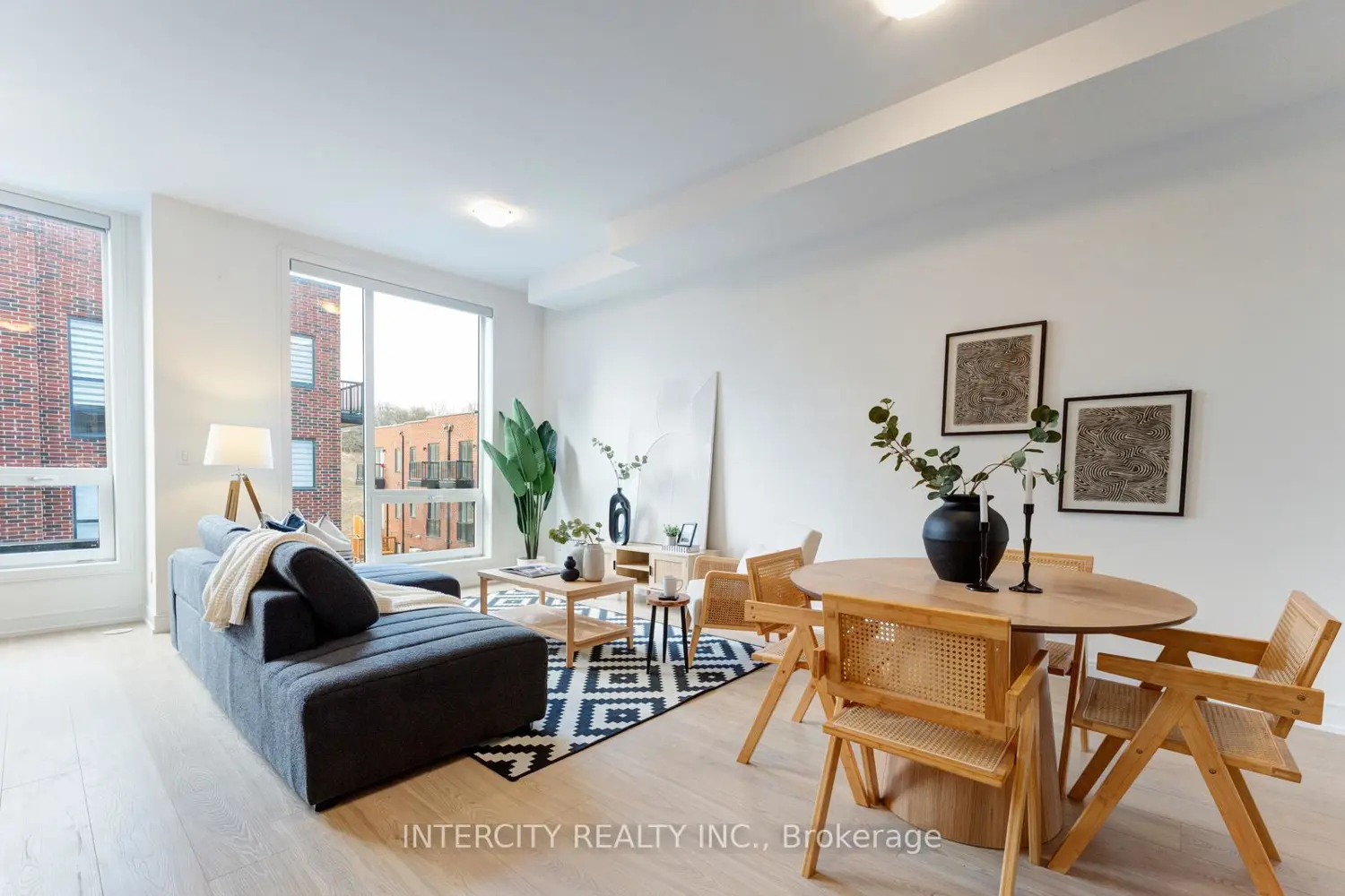 19 Desiree Place photo 3