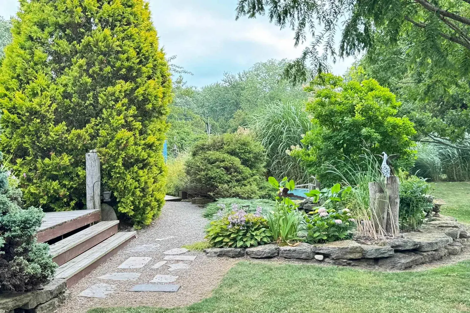 1806 Lakeshore Road photo 3