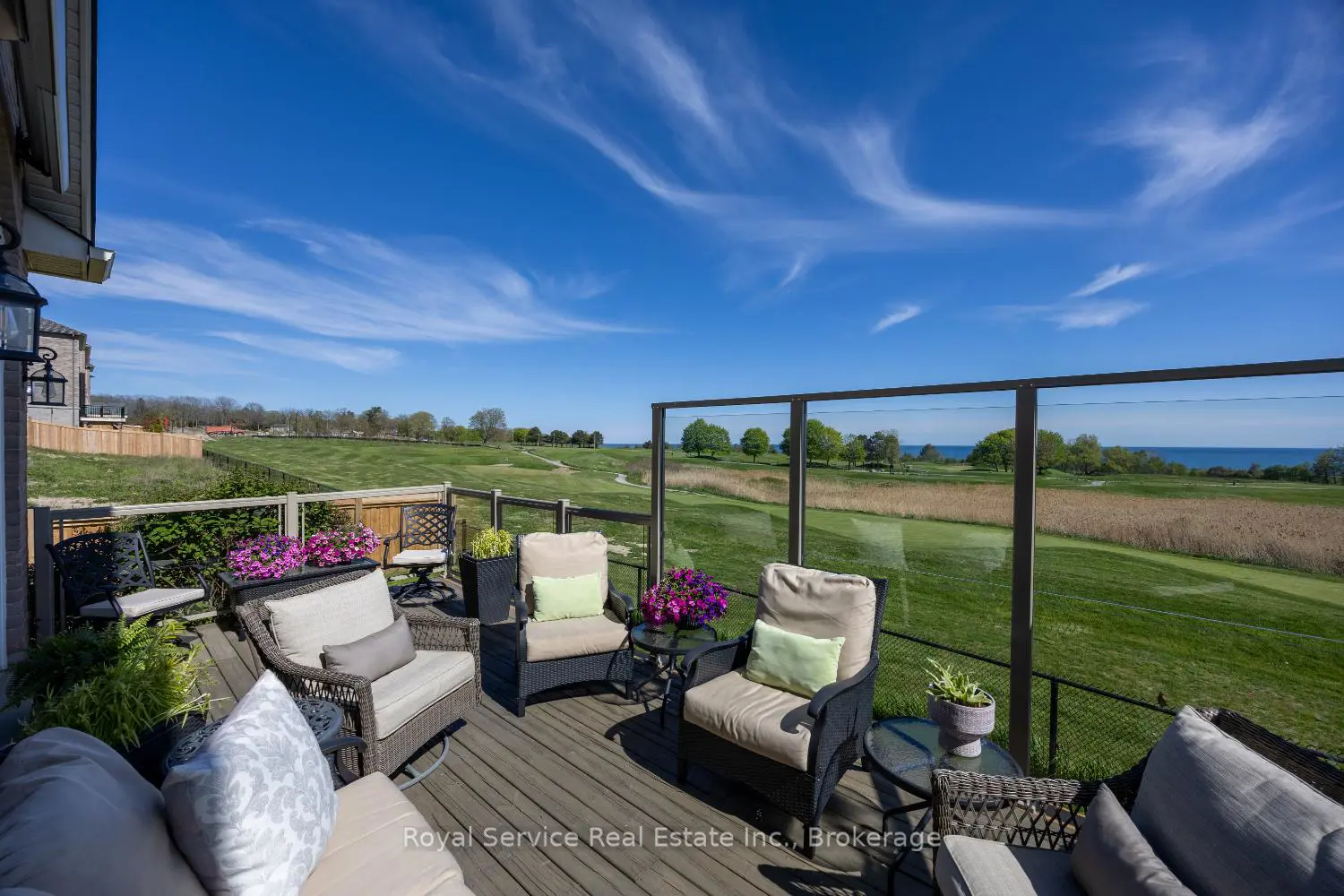 52 Fenton Lane photo 3