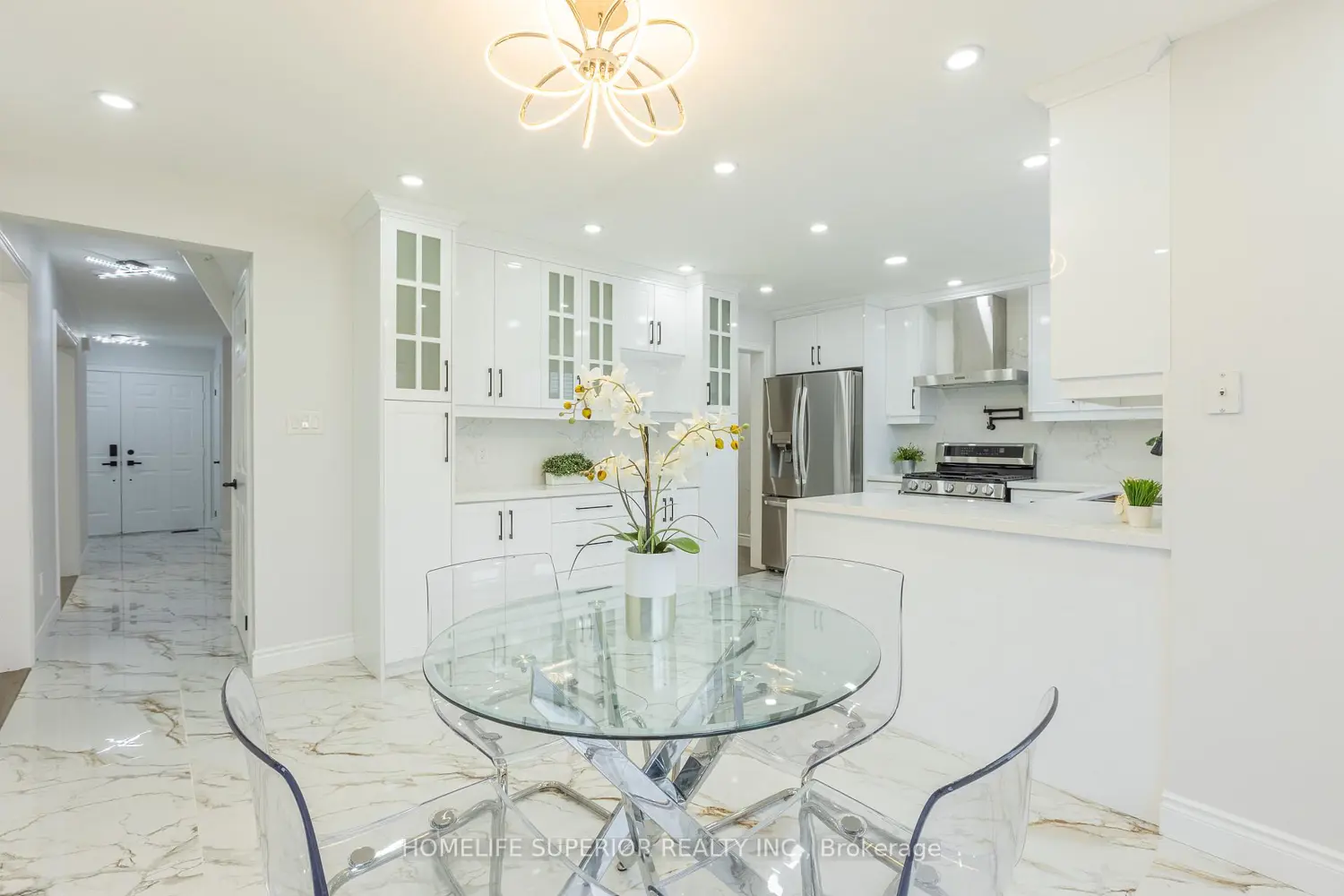 95 Clune Place photo 4