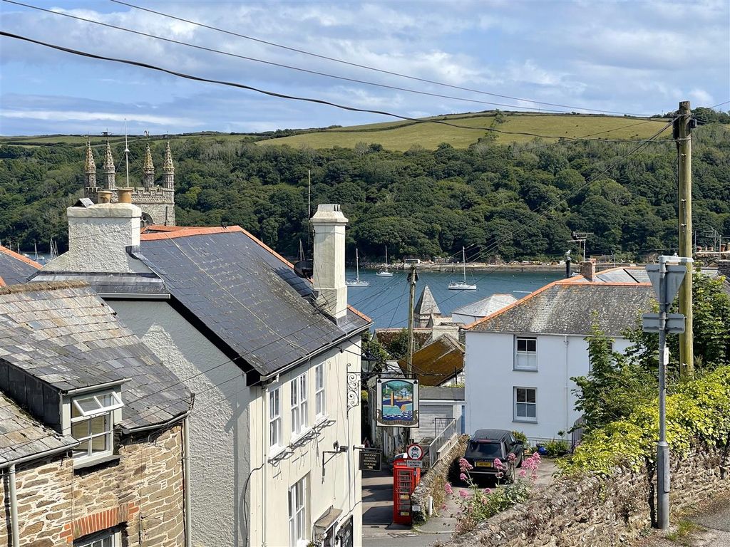 Additional image 2 of 3 bed terraced house for saleDaglands Road, Fowey PL23