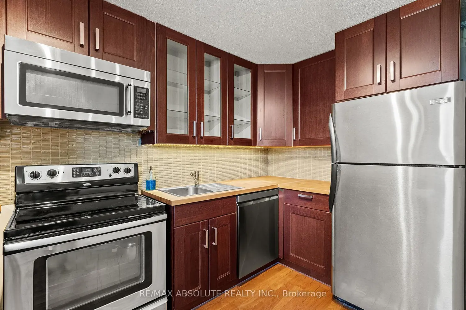 Additional image 9 of 413 Woodfield Drive #D