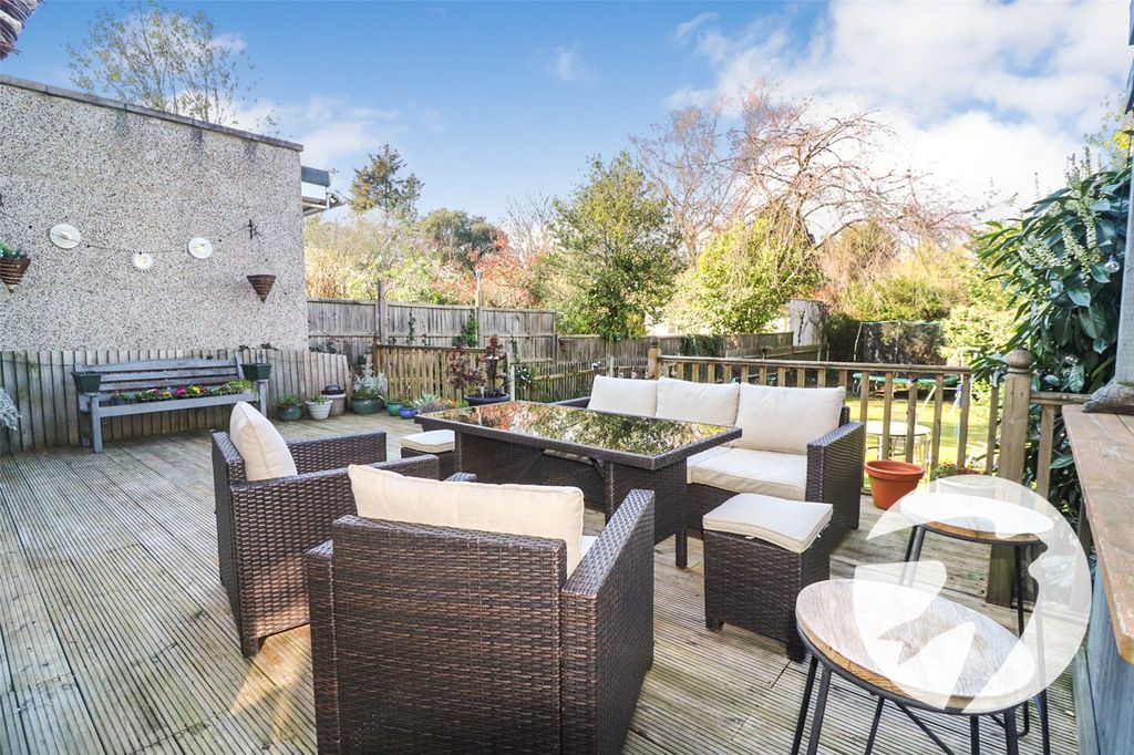 Additional image 11 of 3 bed semi-detached house for salePark Crescent, Erith DA8