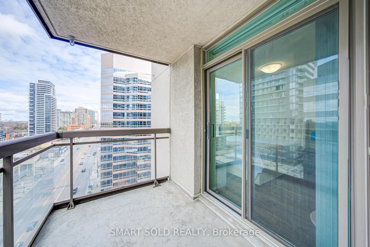 Additional image 12 of 18 Parkview Avenue 1512