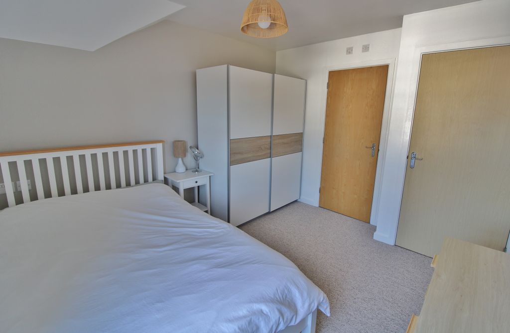 Additional image 16 of 2 bed flat for saleOysell Gardens, Portchester PO16