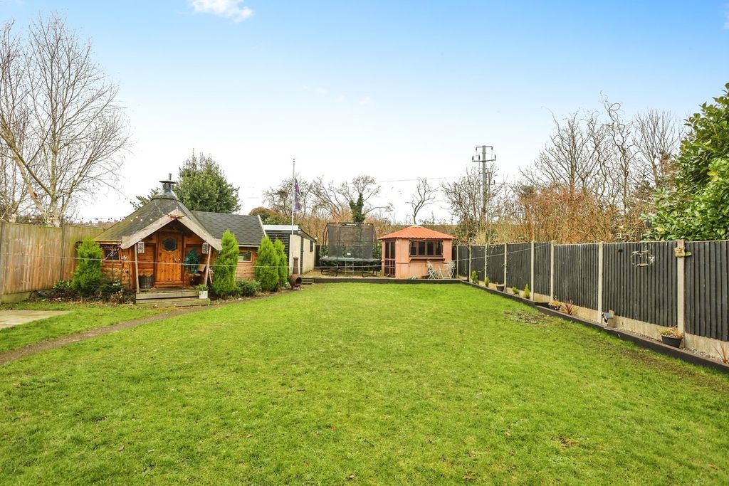 Additional image 33 of 6 bed detached house for saleNorth Parade, Grantham NG31