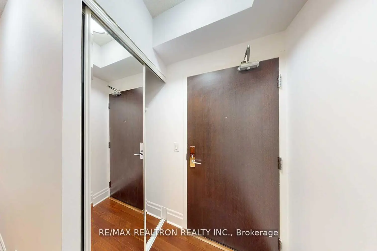 Additional image 15 of 111 Upper Duke Crescent 701