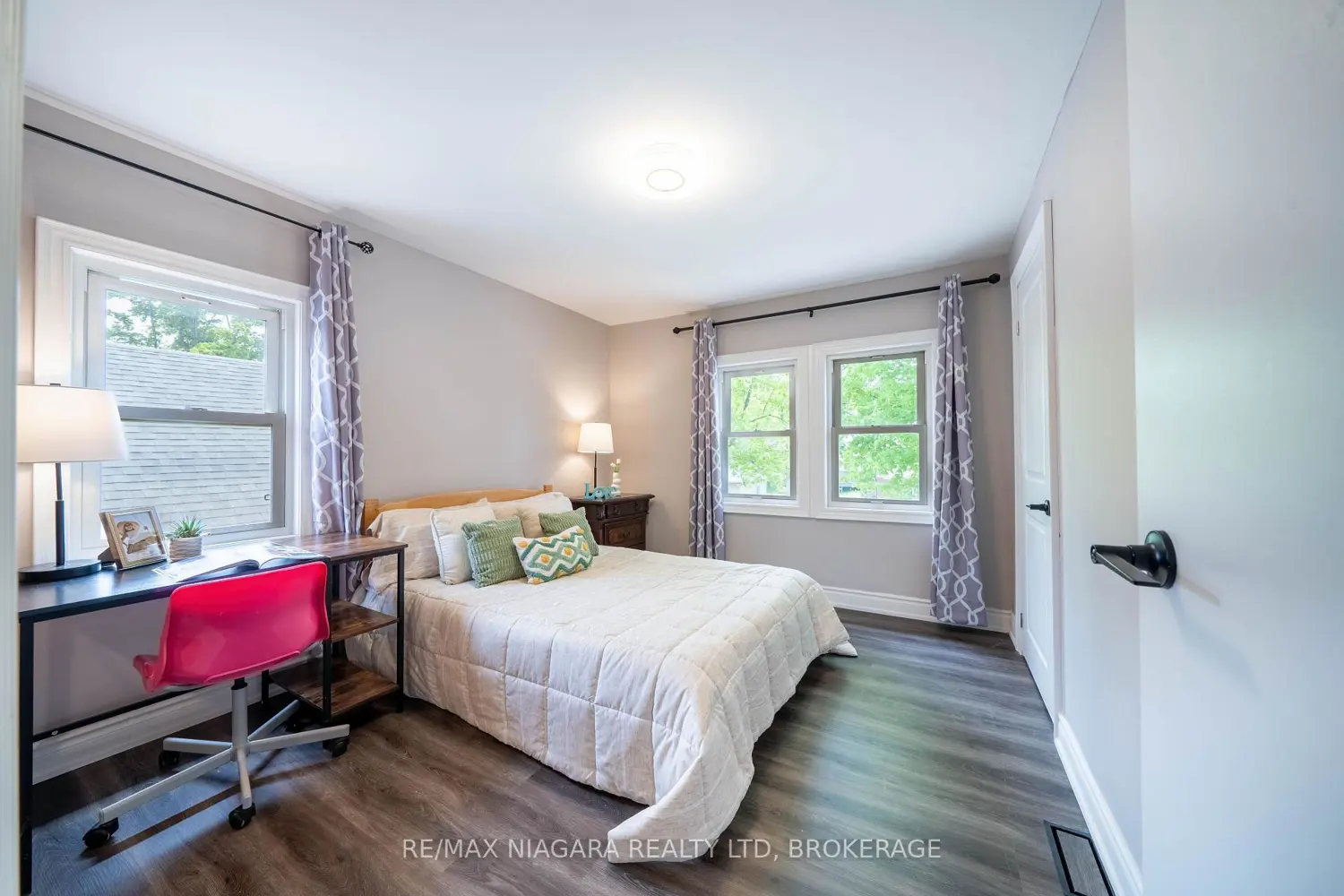 Additional image 9 of 6238 Pine Grove Avenue