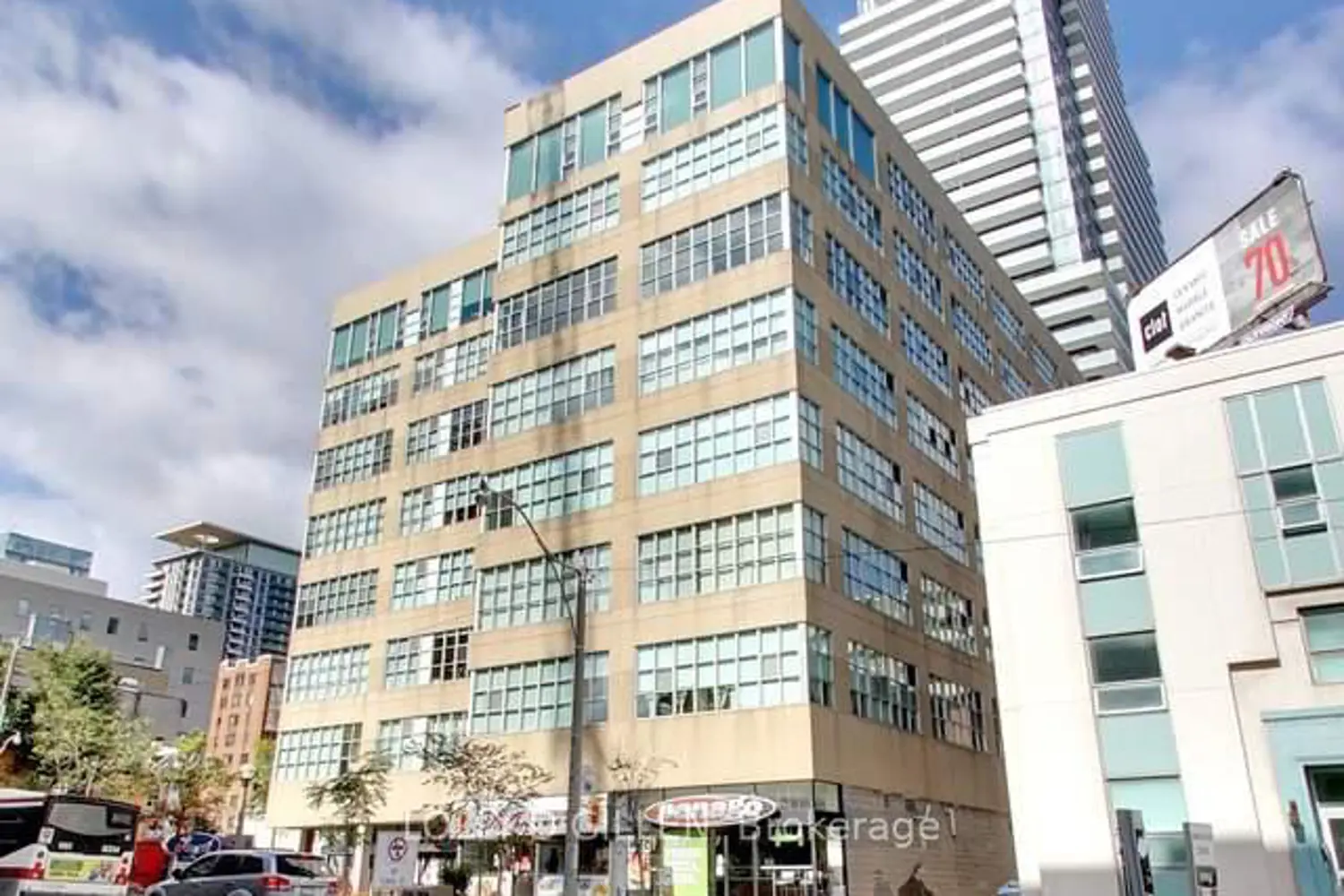 Additional image 12 of 188 Eglinton Avenue Ph07