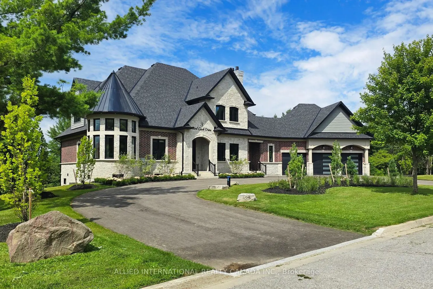 3 Earl Cook Drive photo 3