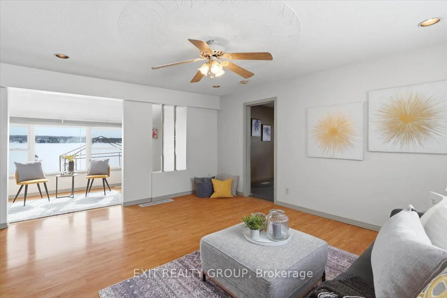 1083 Lakeside Drive photo 2