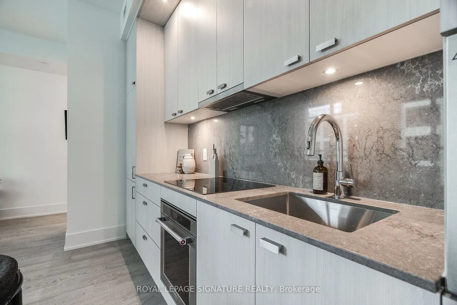 Additional image 8 of 115 Denison Avenue 501