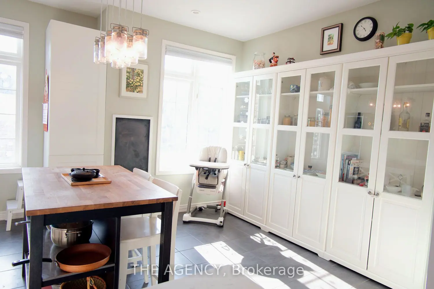 1127 Haig Boulevard 6 photo 5