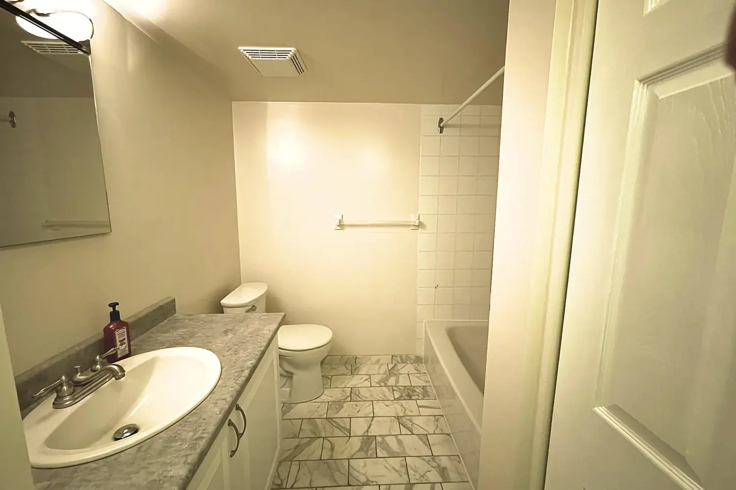 Additional image 9 of 1025 Grenon Avenue 901
