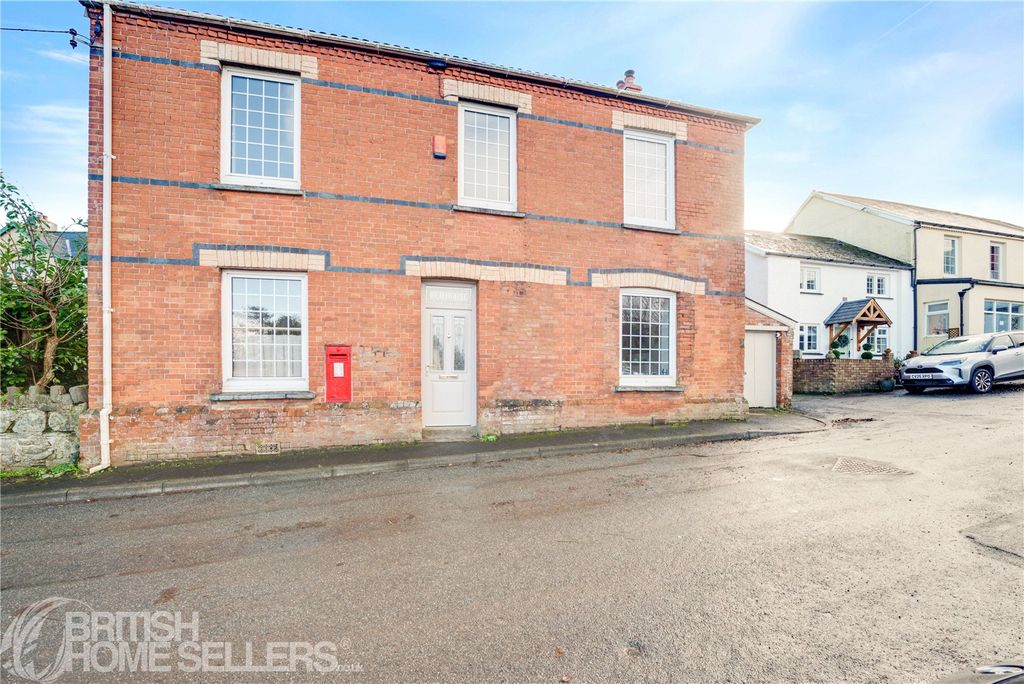 4 bed detached house for saleFerryside, Carmarthenshire SA17