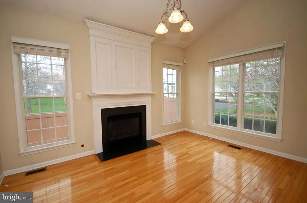 Additional image 6 of 31 Maidenhead Road, Princeton, NJ 08540