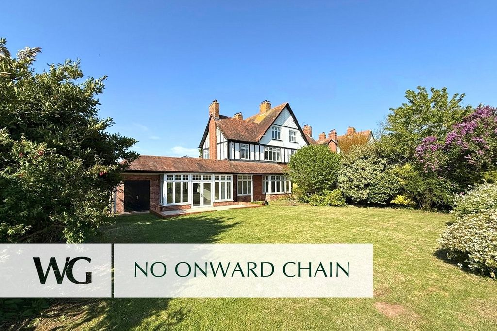 5 bed semi-detached house for saleTopsham, Devon EX3