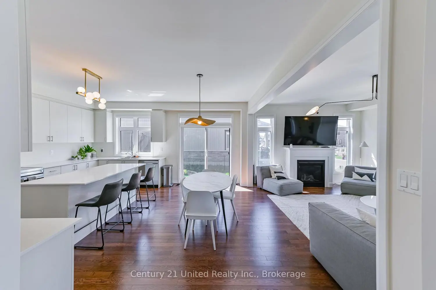 217 Flavelle Way photo 5