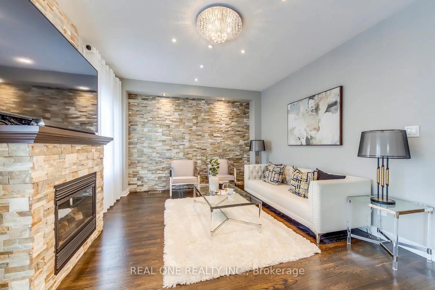 2511 Felhaber Crescent