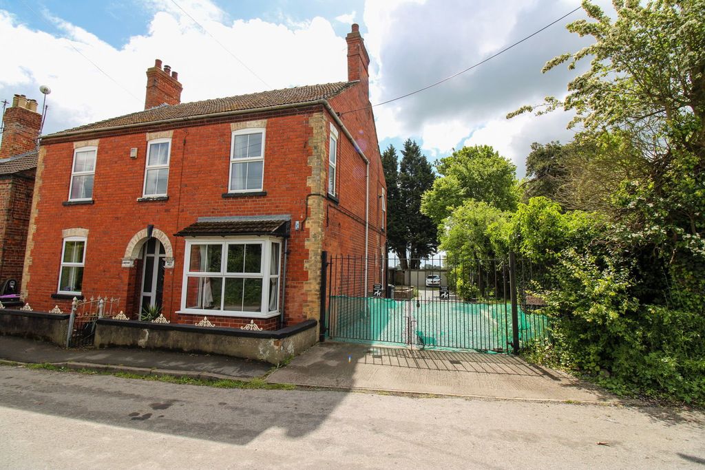 3 bed detached house for saleWestgate, Kexby, Gainsborough DN21