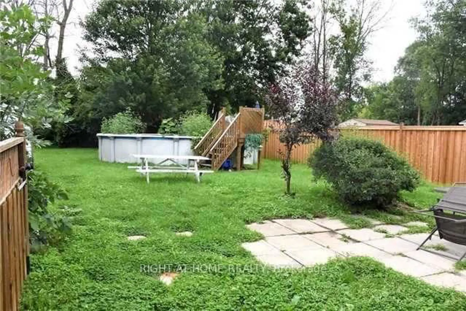 230 Bayview Avenue photo 3