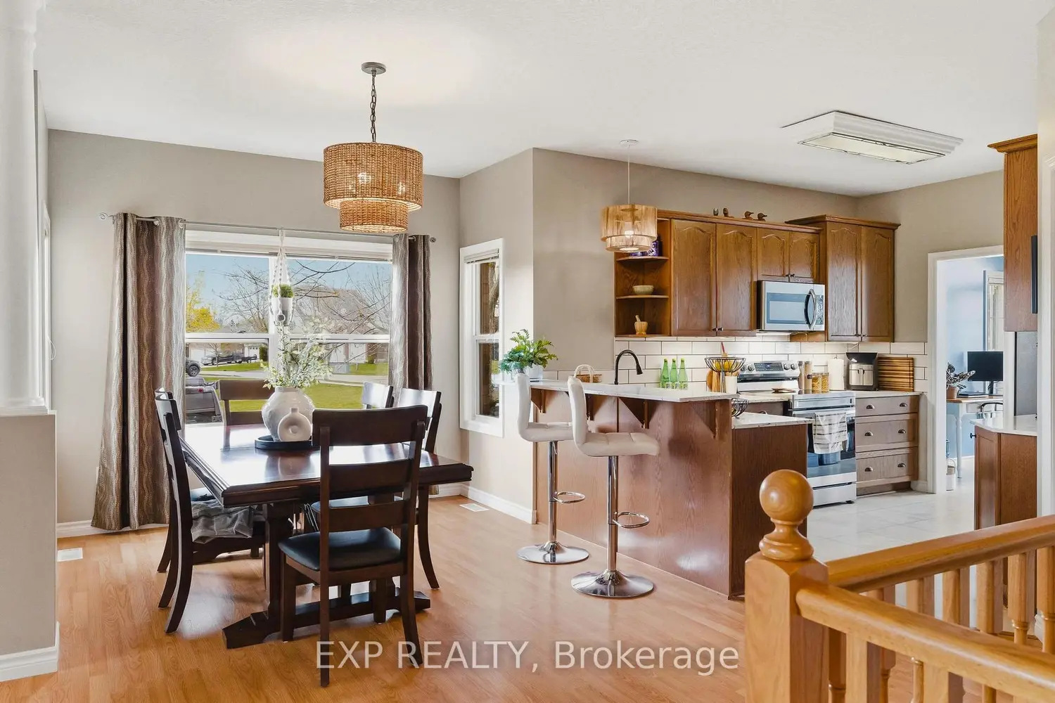 89 Andrews Drive photo 3