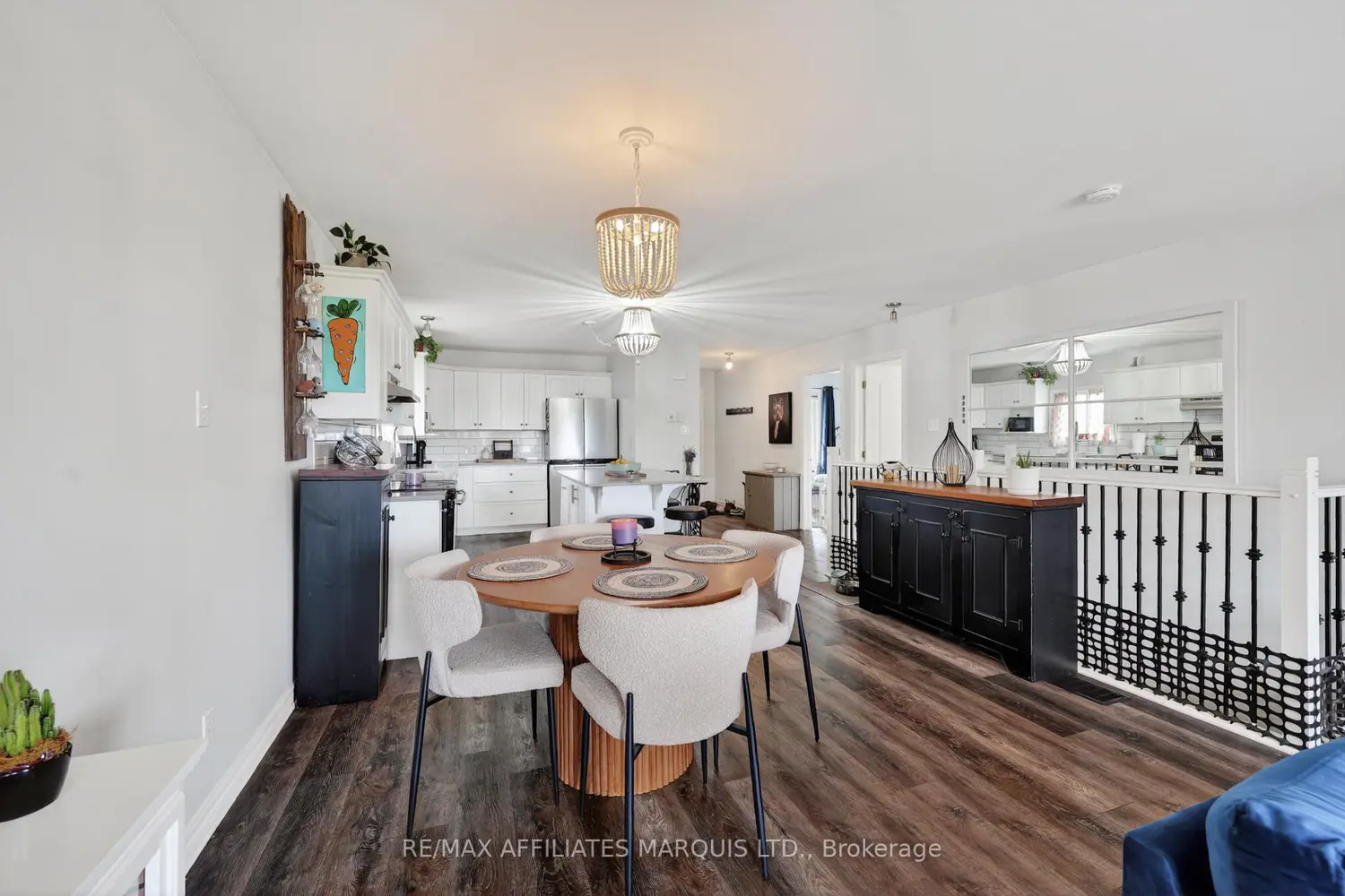28 Cherry Avenue photo 3