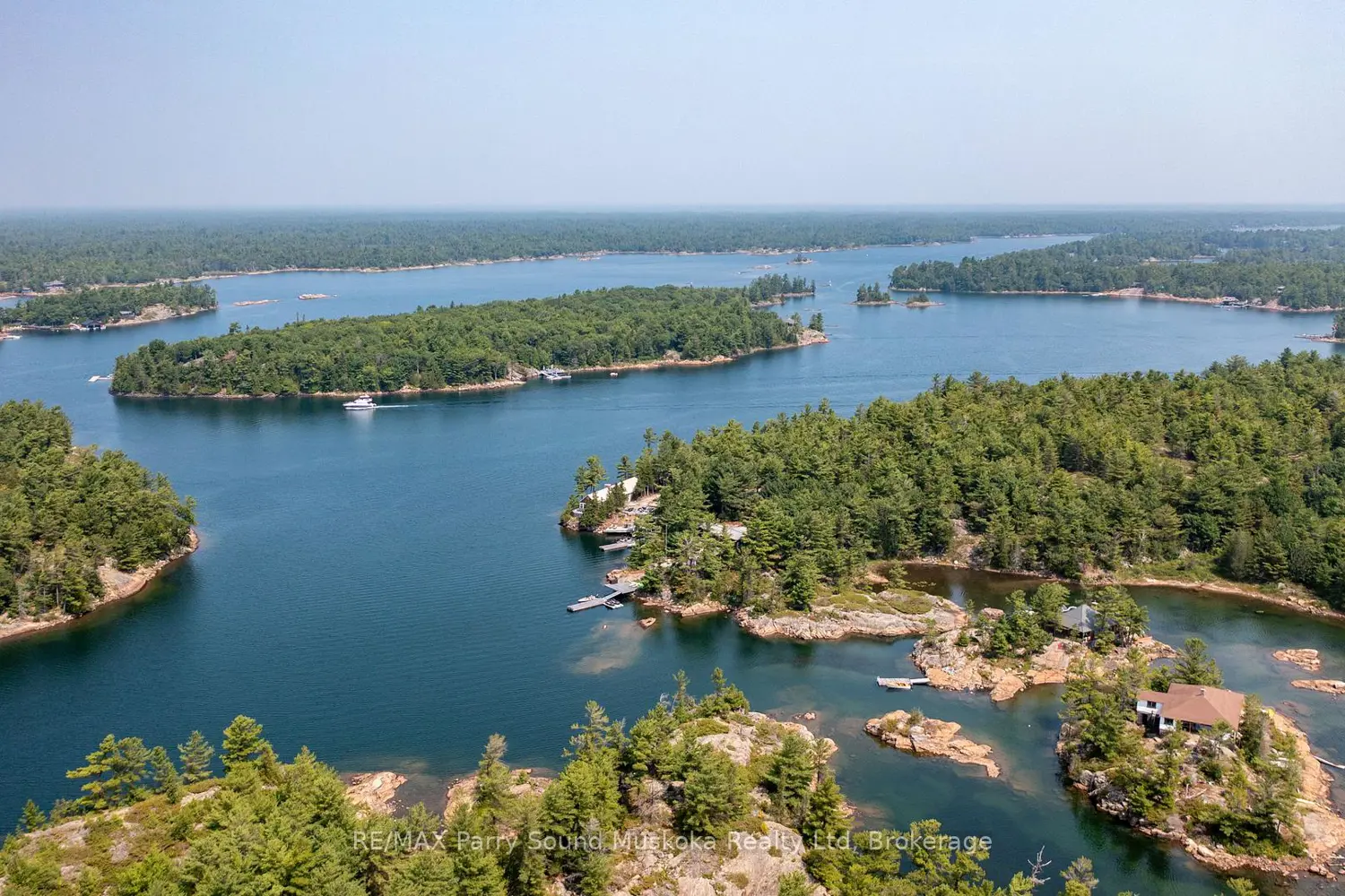 Additional image 10 of 2 A258 Island