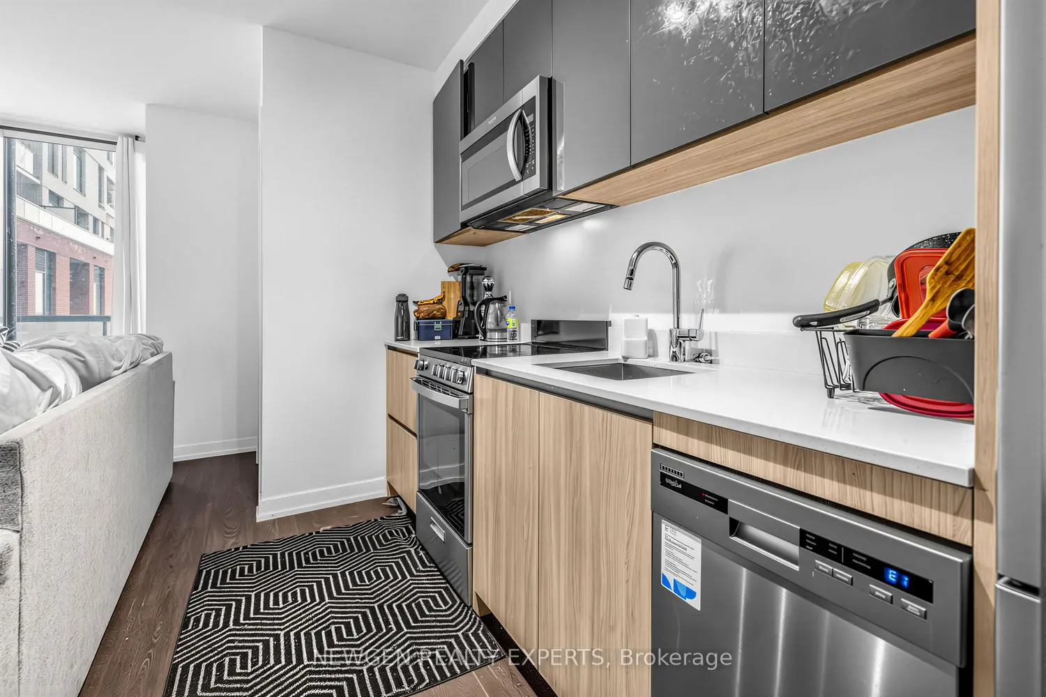 Additional image 14 of 3100 Keele Street 640