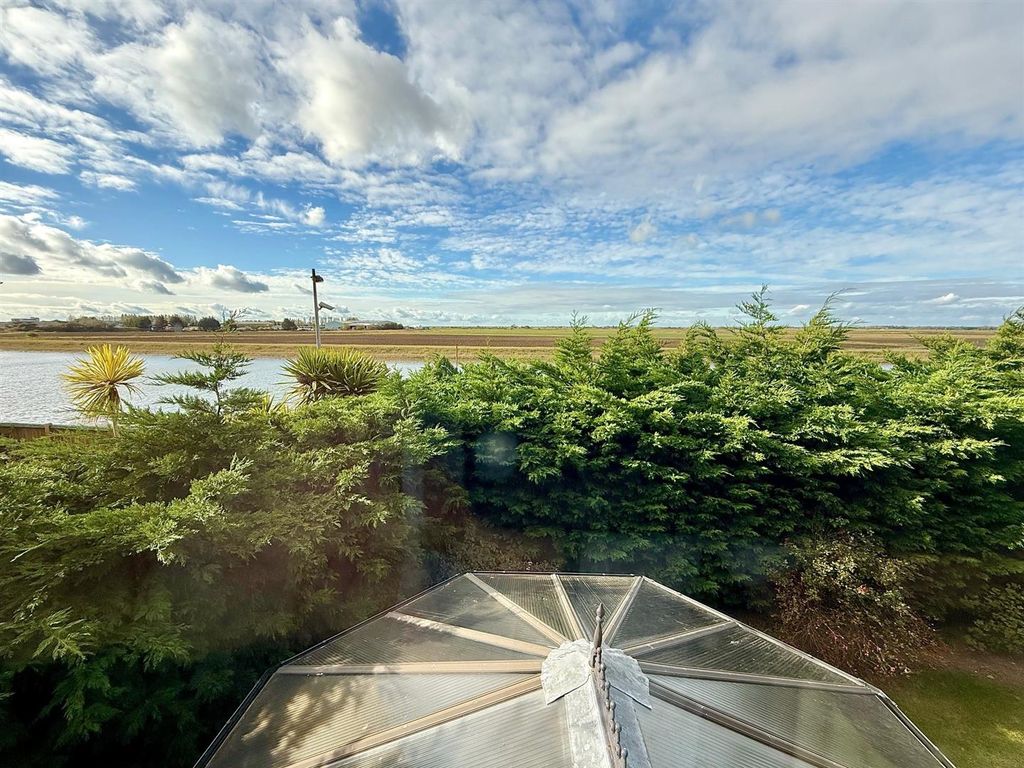 Additional image 27 of 4 bed detached house for saleRiver Walk, Great Yarmouth NR30