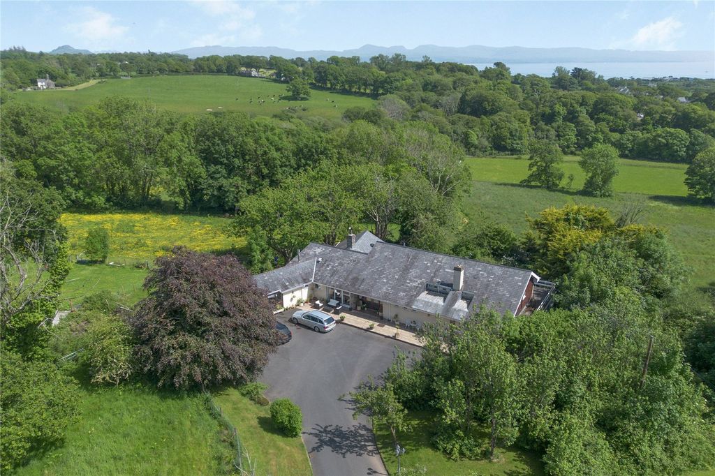 5 bed detached house for saleLlanystumdwy, Criccieth, Gwynedd LL52