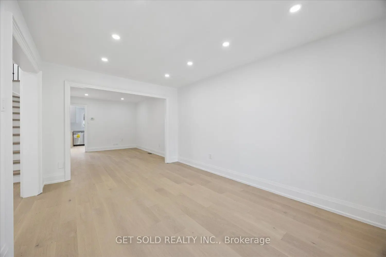 181 Brownridge Drive photo 5