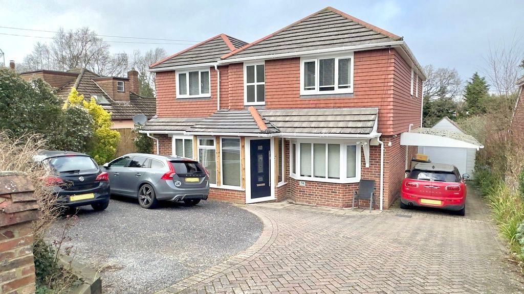 5 bed detached house for saleBlackbrook Park Avenue, Fareham PO15