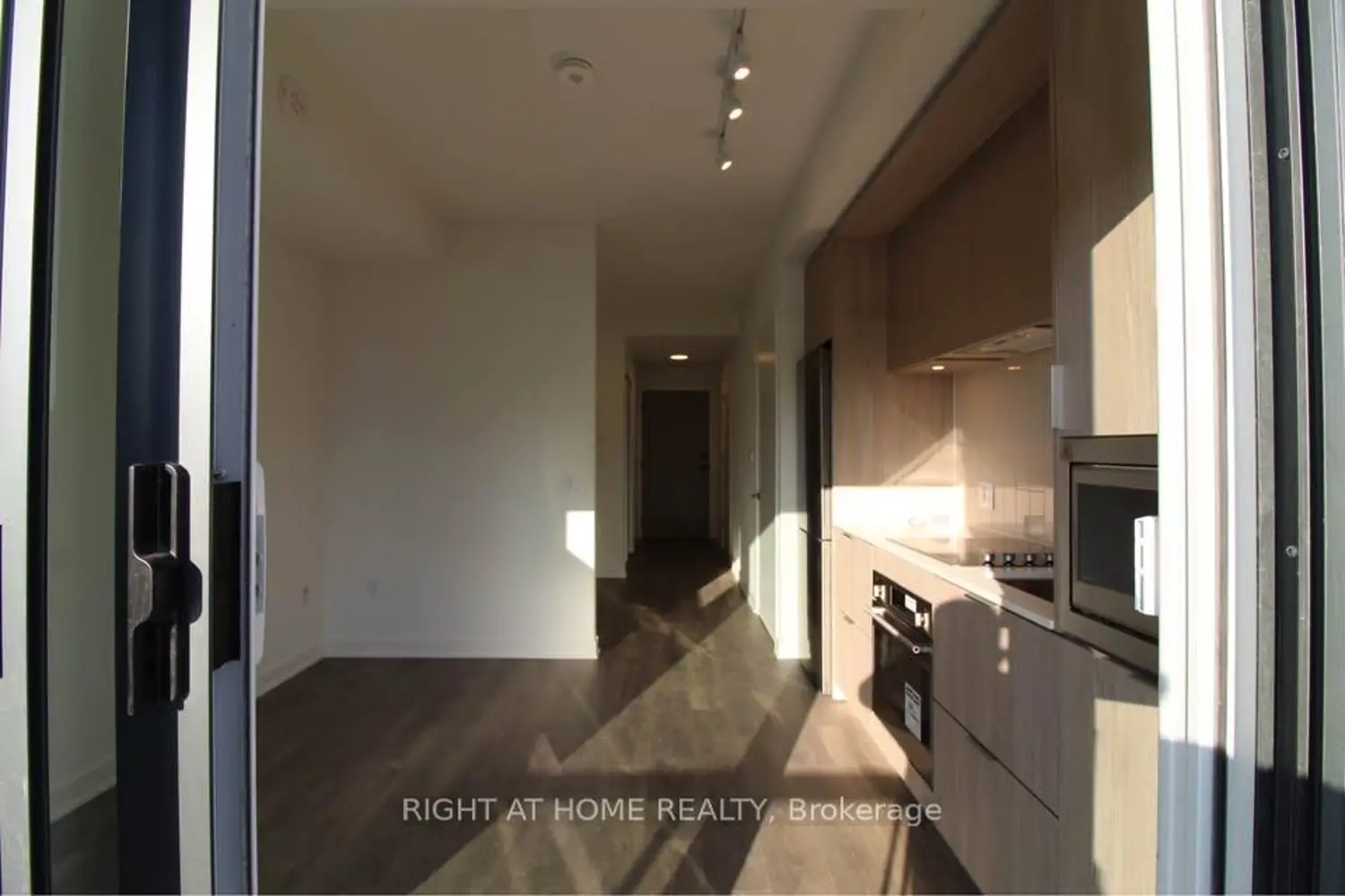 Additional image 6 of 130 River Street 1606