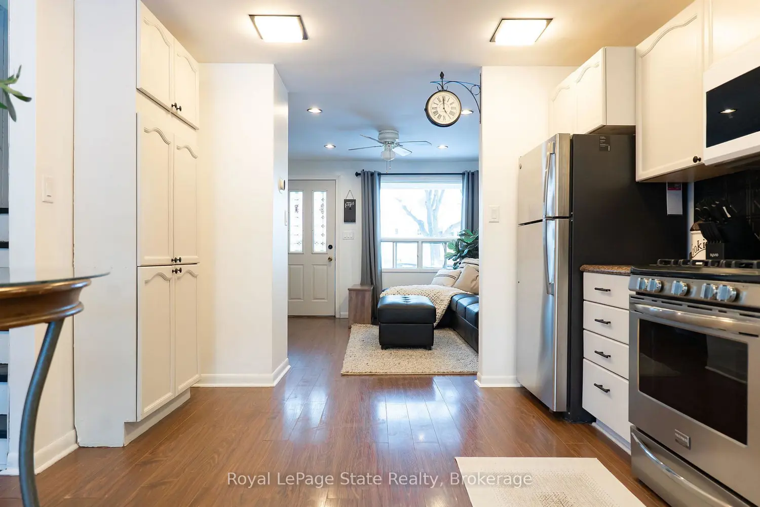 717 Knox Avenue photo 2