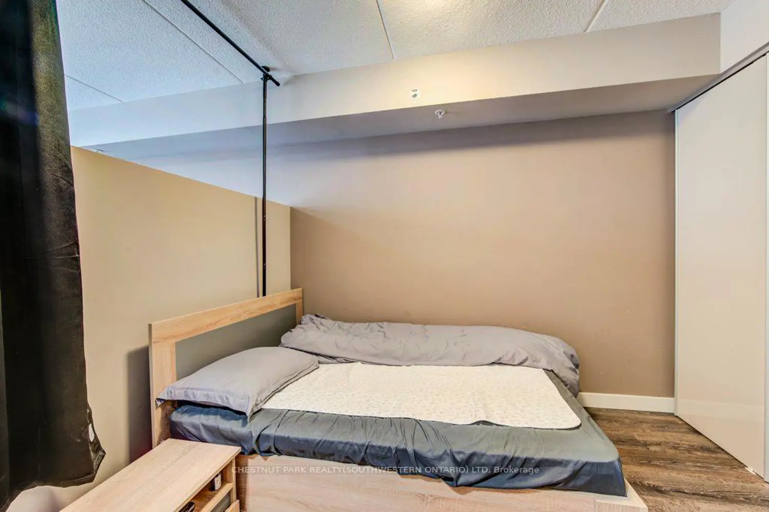 Additional image 13 of 308 Lester Street 528