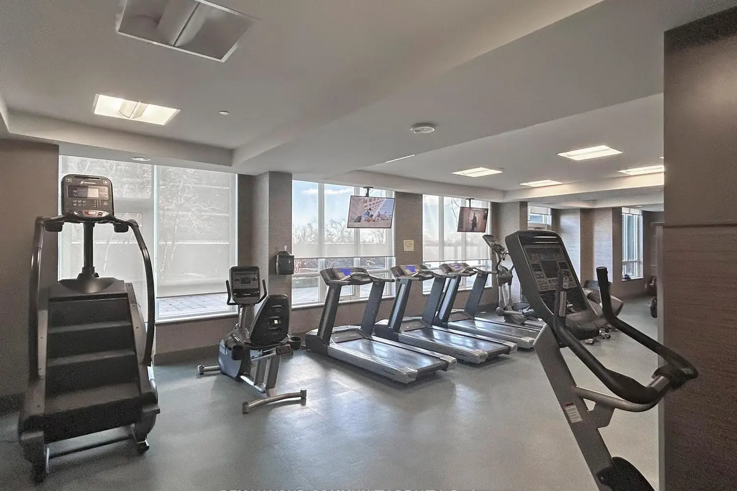 Additional image 17 of 7161 Yonge Street 522