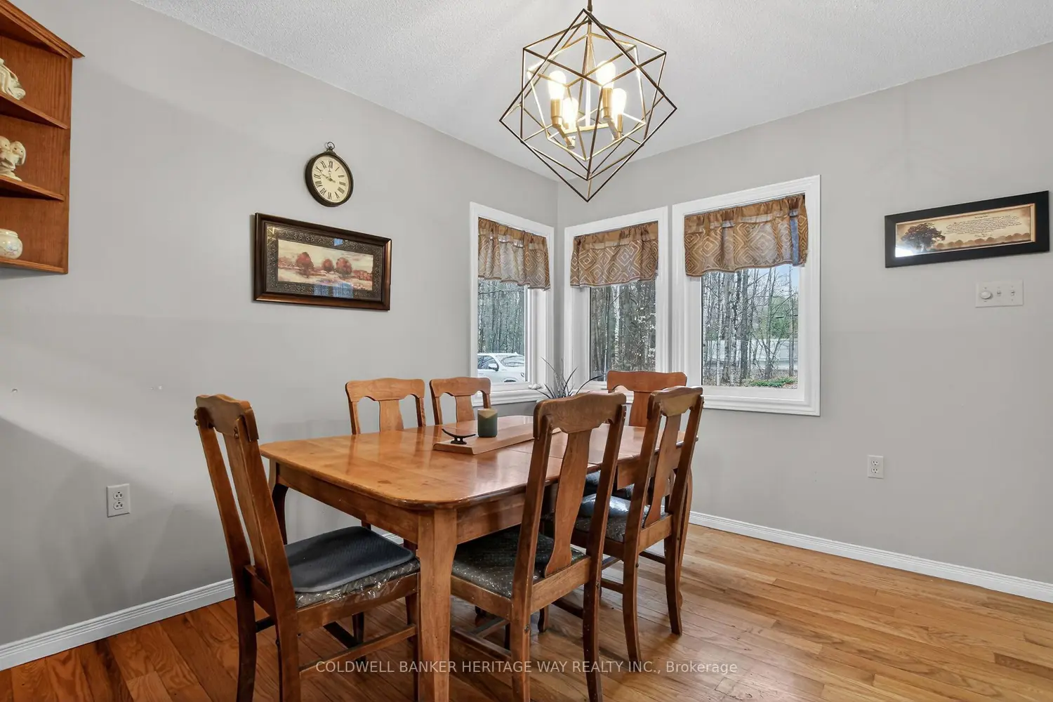 502 Tennyson Road photo 5