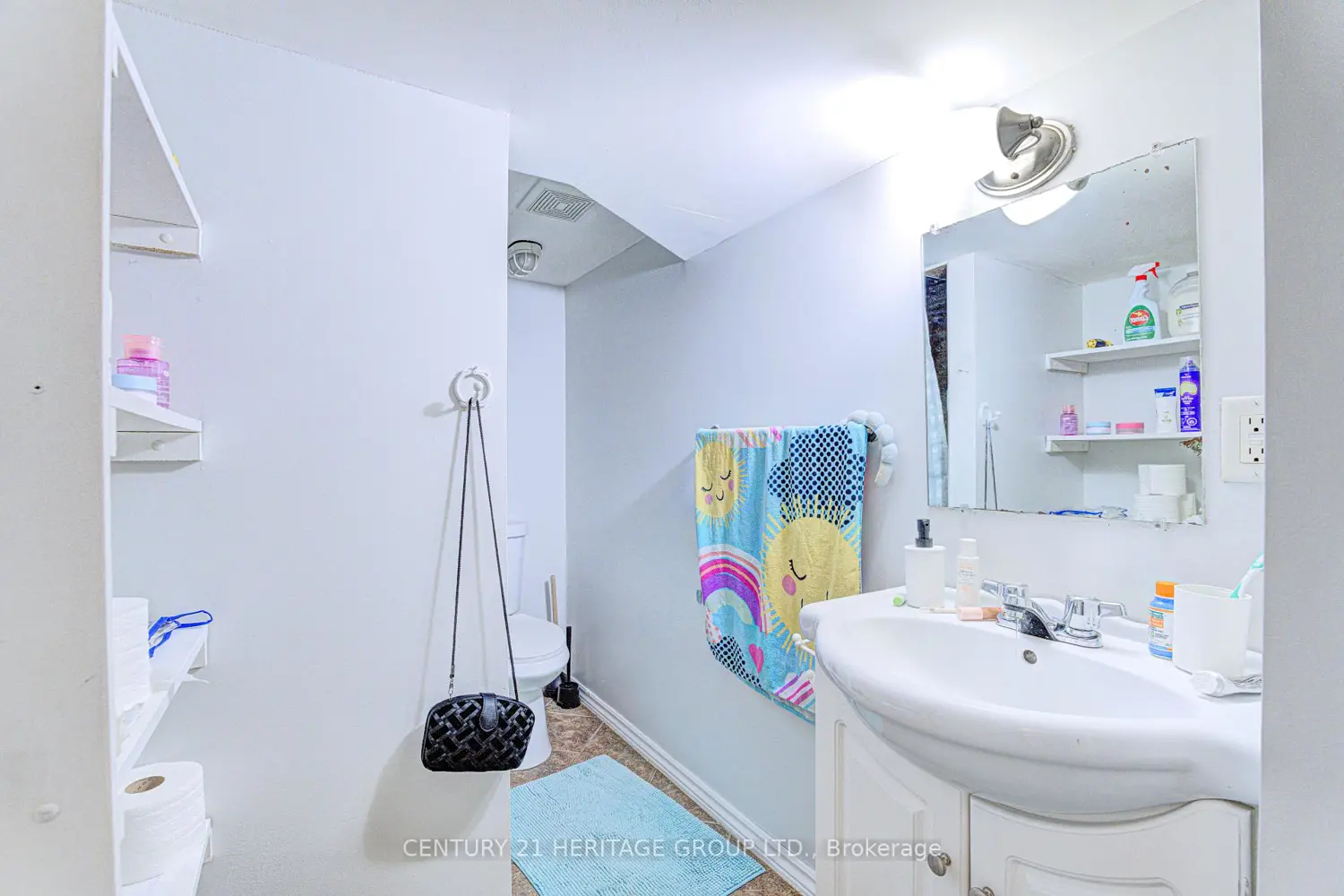 243 Gibson Avenue photo 5