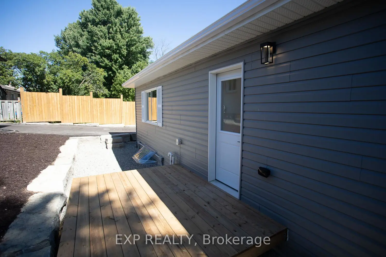Additional image 11 of 277 Grove Street