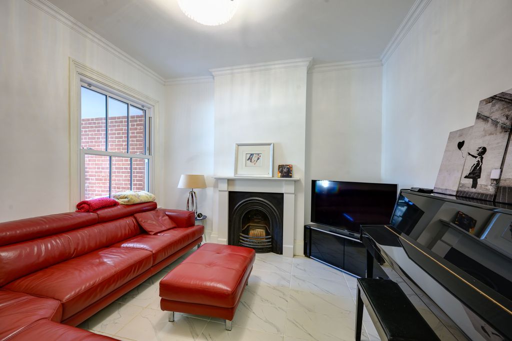 Additional image 6 of 5 bed end terrace house for saleRanelagh Road, Felixstowe IP11