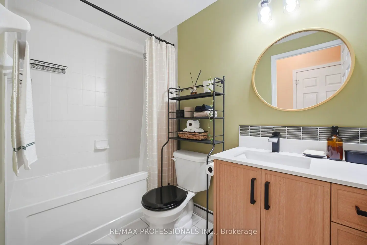 Additional image 12 of 15 James Finlay Way 922