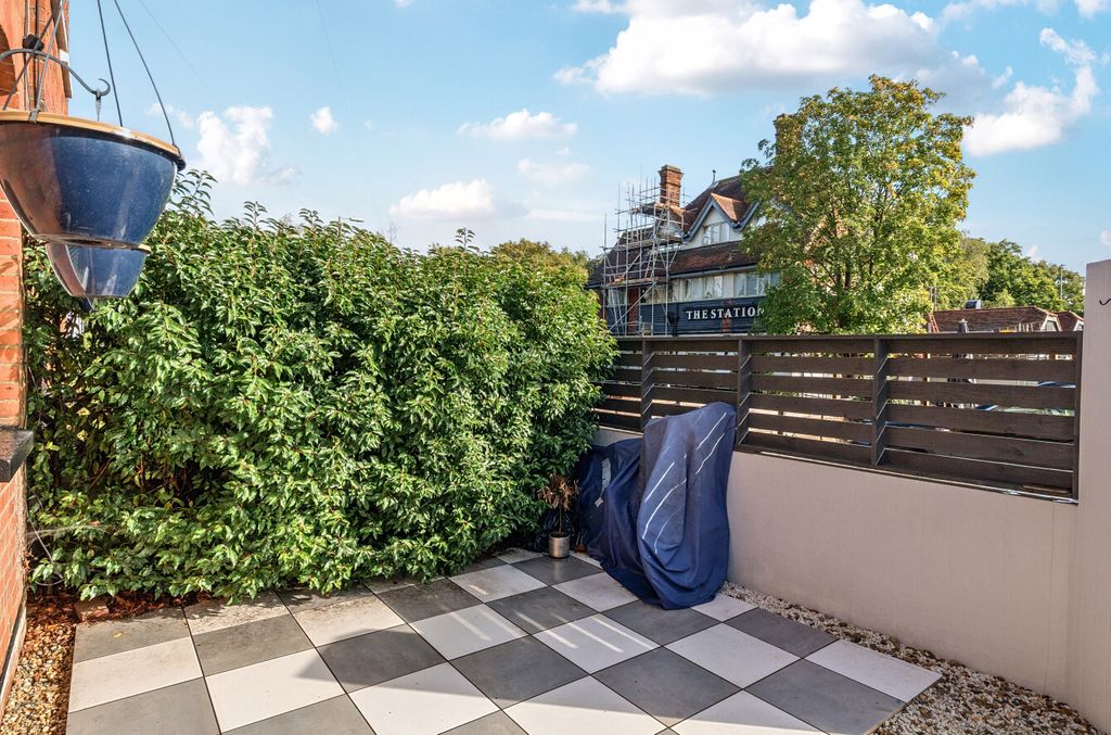 Additional image 7 of 2 bed maisonette for saleFleet Road, Fleet, Hampshire GU51
