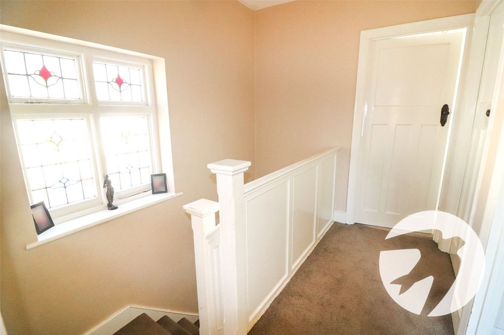 Additional image 13 of 3 bed semi-detached house for salePark Crescent, Erith DA8