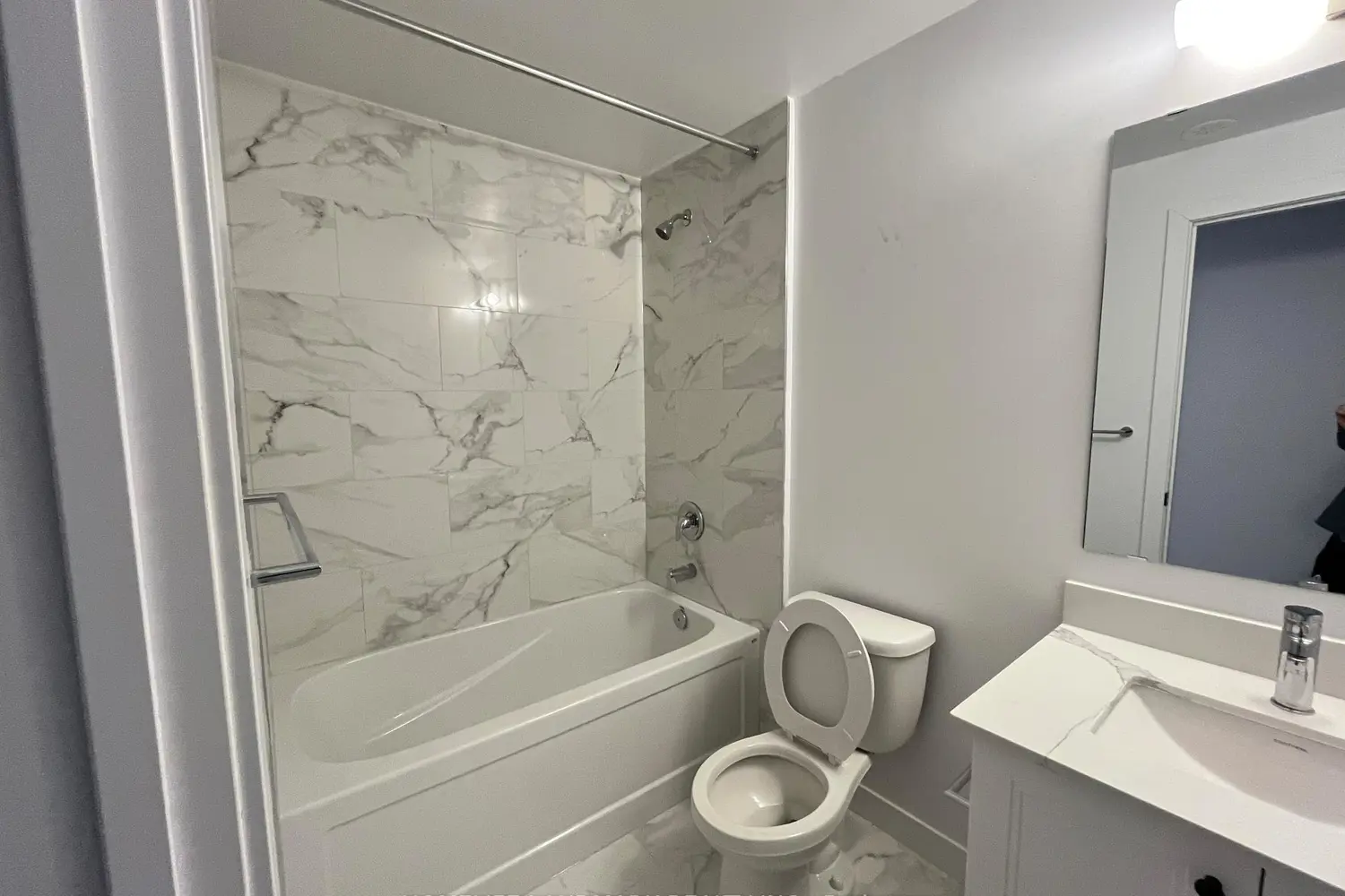 5 Bancroft Lane 319 photo 5