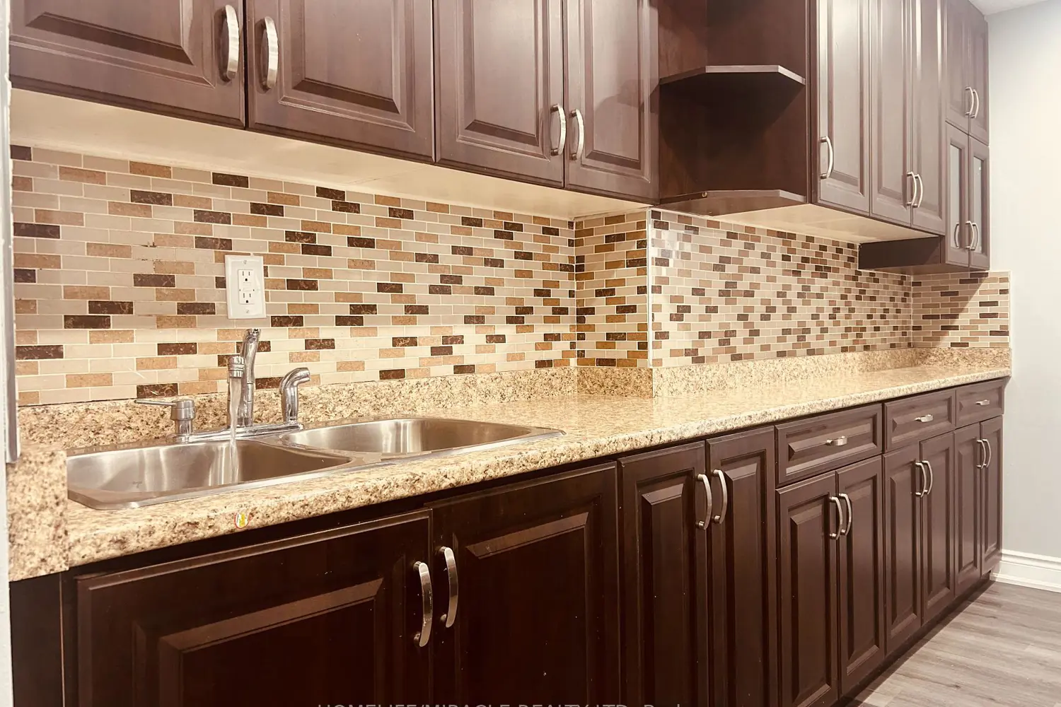 Additional image 14 of 2645 Kipling Avenue 1905