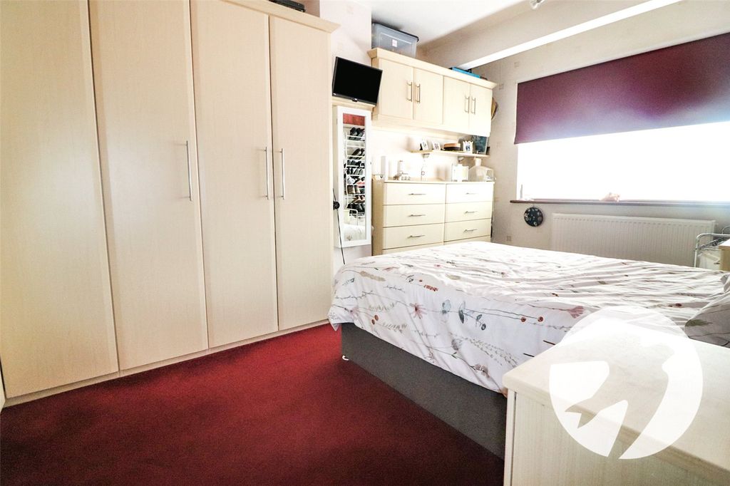 Additional image 18 of 4 bed semi-detached house for saleSwanton Road, Erith DA8