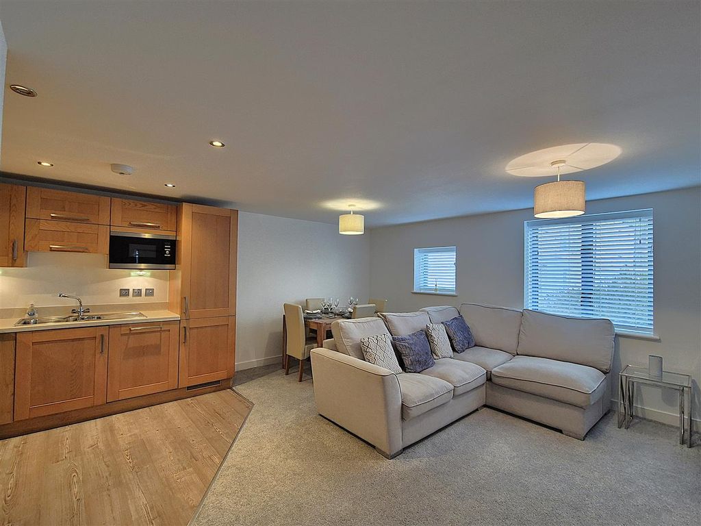 Additional image 15 of 2 bed flat for saleStation Road, Fowey PL23